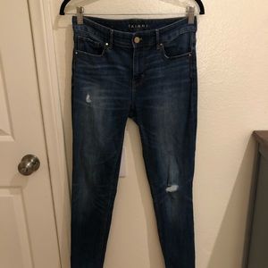 White House Black Market High Rise Skinny Jean